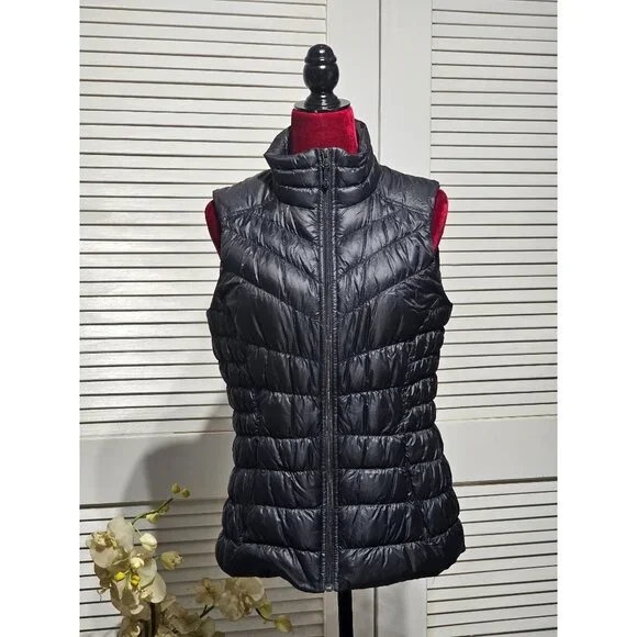 Athleta Women's Black Nylon Shell Puffer Downalicious Deluxe Vest Size M 2987 - Picture 1 of 13